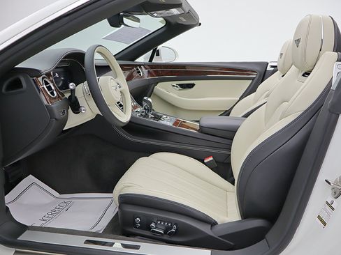 Certified 2021 Bentley Continental GT AWD/4WD image 47