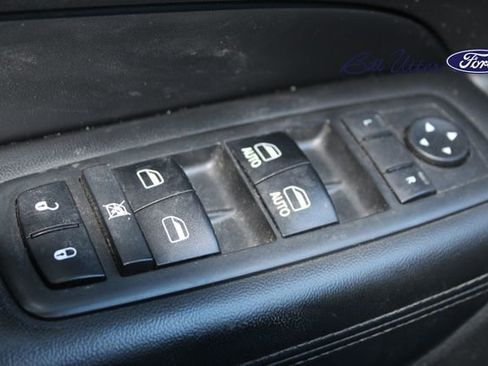 Used 2017 Jeep Grand Cherokee Laredo w/ Quick Order Package 23E image 22