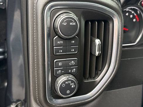 Used 2020 Chevrolet Silverado 1500 RST AWD/4WD image 15