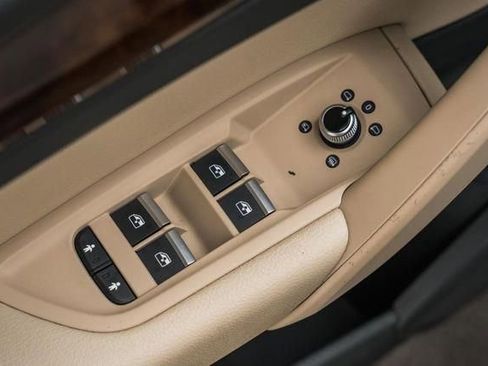 Used 2019 Audi Q5 2.0T Premium w/ Convenience Package image 39