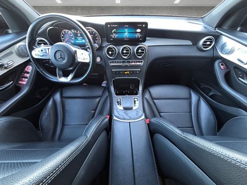 Used 2021 Mercedes-Benz GLC 300 GLC 300 image 24