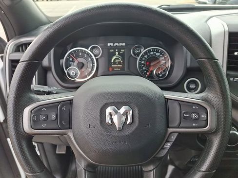 Used 2024 RAM 2500 Tradesman w/ Chrome Appearance Group image 18