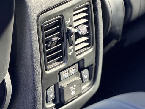 Used 2021 Dodge Durango GT image 12