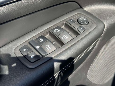 Used 2021 Jeep Grand Cherokee Limited w/ Quick Order Package 2GK 80th AWD/4WD image 17