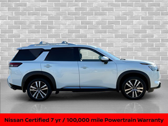 Certified 2025 Nissan Pathfinder Platinum w/ Cargo Package AWD/4WD image 8