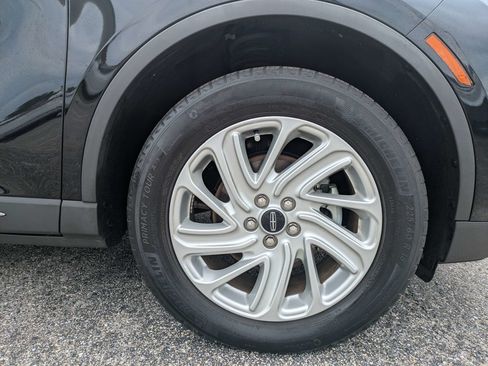 Used 2021 Lincoln Corsair FWD w/ Rear Removable Package Tray image 11