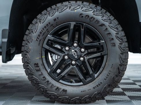 New 2026 Chevrolet Silverado 1500 Custom Trail Boss AWD/4WD image 19