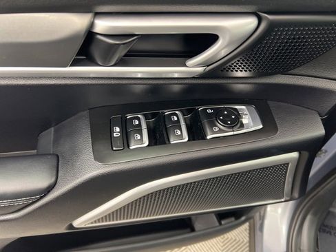 Used 2022 Kia Telluride S image 13