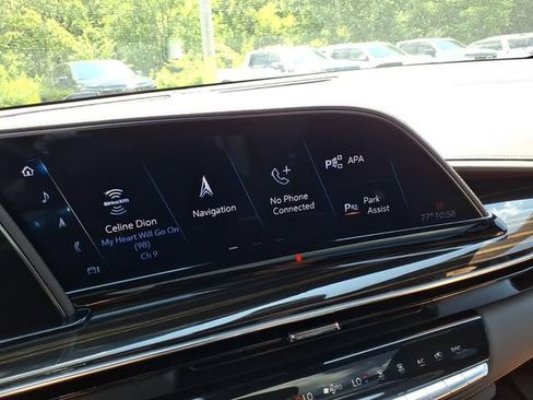 Used 2023 Cadillac Escalade Premium Luxury w/ LPO, Illumination Package AWD/4WD image 31