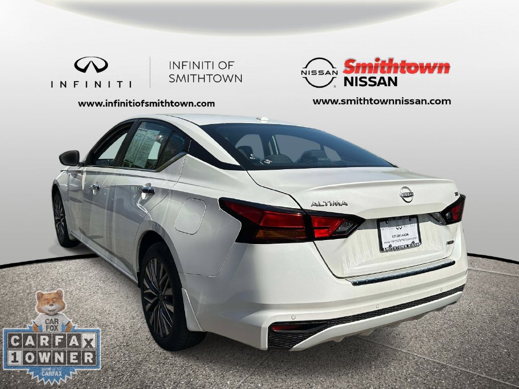 Used 2023 Nissan Altima 2.5 SV AWD/4WD image 8
