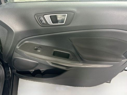 Used 2018 Ford EcoSport SE w/ SE Convenience Package FWD image 30