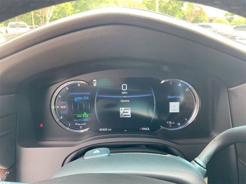 Certified 2020 Cadillac Escalade Luxury w/ Escalade Sport Edition image 11