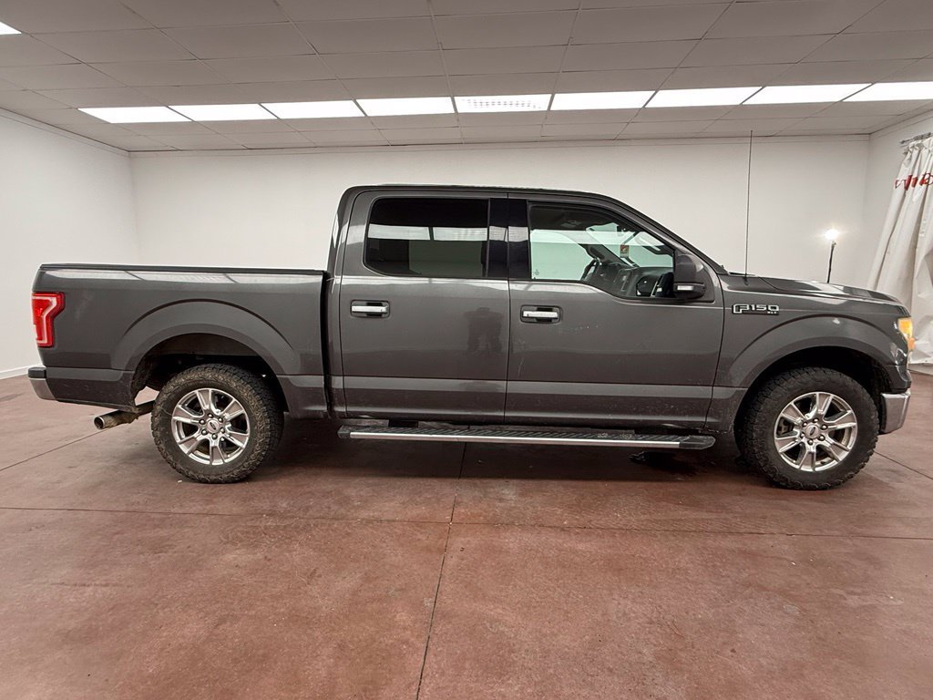 Used 2016 Ford F150 XLT w/ Equipment Group 302A Luxury RWD image 6