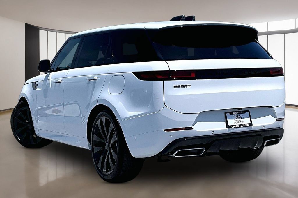 New 2026 Land Rover Range Rover Sport Dynamic SE AWD/4WD image 3