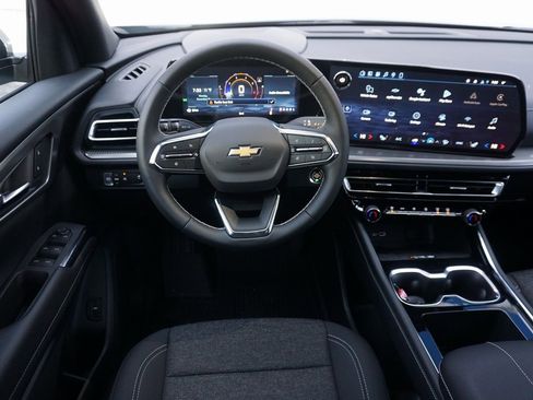 New 2026 Chevrolet Traverse LT w/ Driver Confidence Package image 13