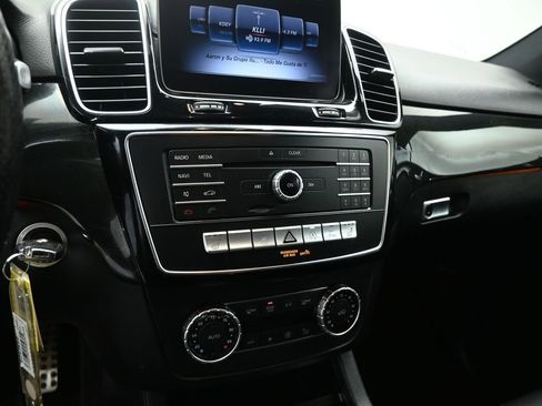 Used 2019 Mercedes-Benz GLE 400 4MATIC image 15