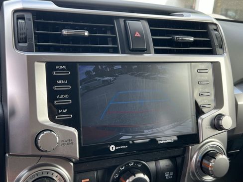 Used 2024 Toyota 4Runner SR5 AWD/4WD image 20