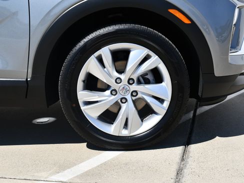 Used 2025 Buick Encore GX Preferred FWD image 4