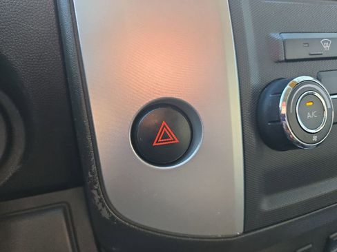 Used 2012 Suzuki Equator Sport AWD/4WD image 55