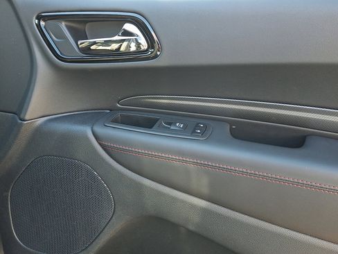 Used 2024 Dodge Durango GT image 10
