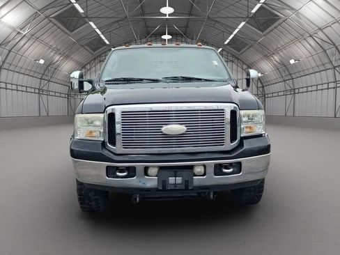 Used 2006 Ford F250 XLT AWD/4WD image 3