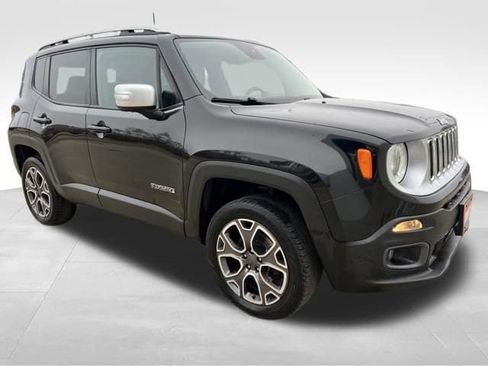 Used 2016 Jeep Renegade Limited w/ Trailer Tow Group image 7