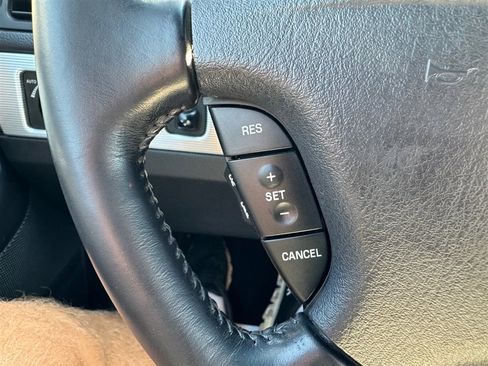 Used 2004 Ford Thunderbird RWD image 13