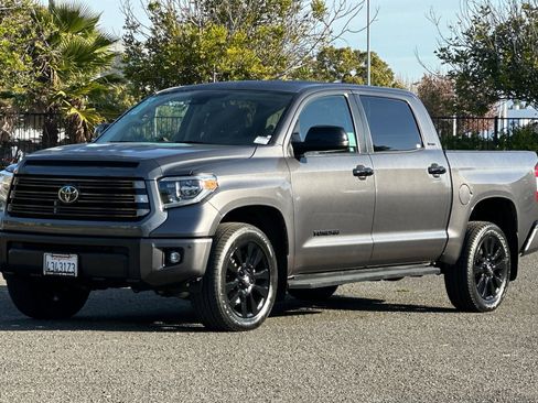 Used 2021 Toyota Tundra Limited w/ Limited Premium Package image 7