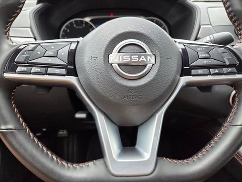 Used 2025 Nissan Altima 2.5 SR FWD image 37