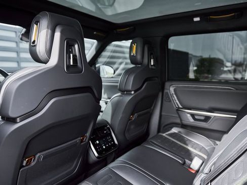 Used 2025 Rivian R1S Adventure image 44