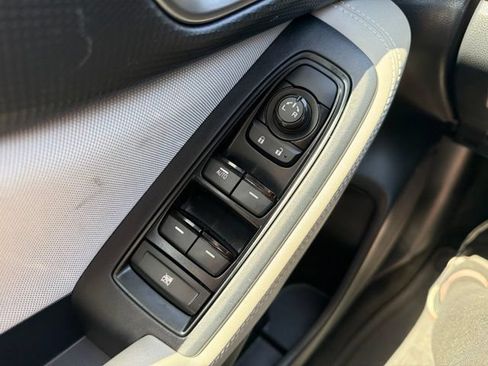 Used 2023 Subaru Forester AWD/4WD image 16