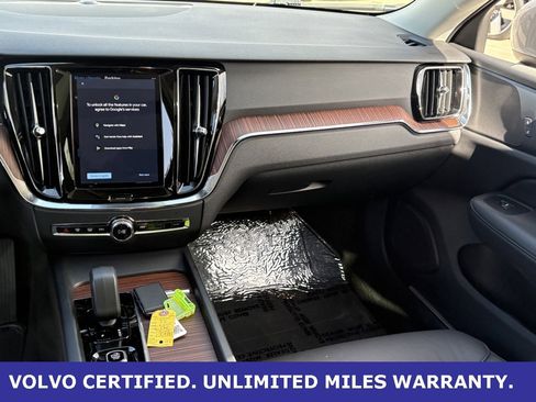 Certified 2025 Volvo V60 B5 Cross Country Plus image 15
