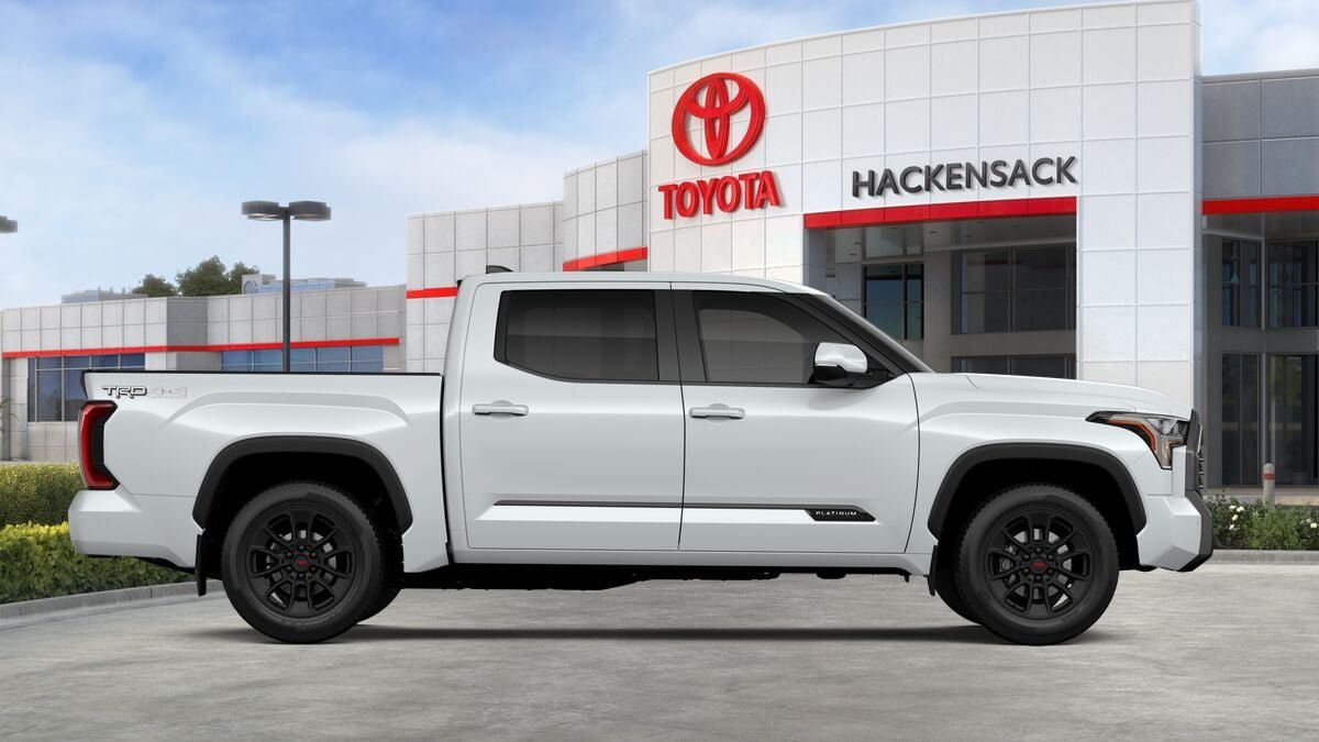 New 2026 Toyota Tundra Platinum w/ TRD Off-Road Package AWD/4WD image 12