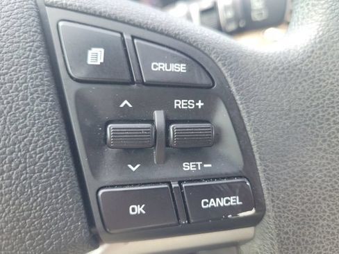 Used 2018 Hyundai Tucson SE w/ Cargo Package AWD/4WD image 33