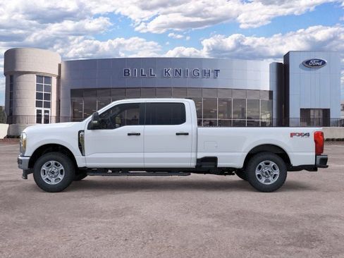 New 2026 Ford F250 XLT w/ FX4 Off-Road Package AWD/4WD image 4