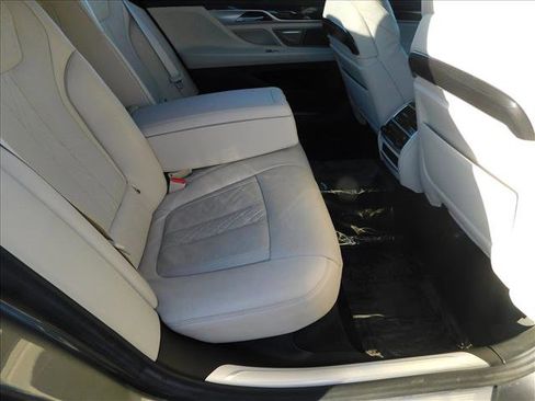 Used 2019 BMW 750i xDrive 750i xDrive w/ Executive Package image 23