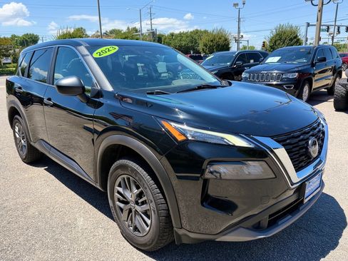 Used 2023 Nissan Rogue S AWD/4WD image 31