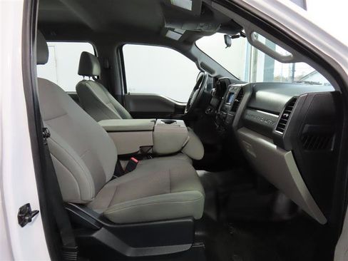 Used 2020 Ford F250 XL w/ Power Equipment Group image 32