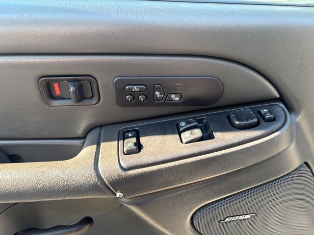 Used 2006 GMC Sierra 1500 SLT w/ Onstar Plus Package AWD/4WD image 12
