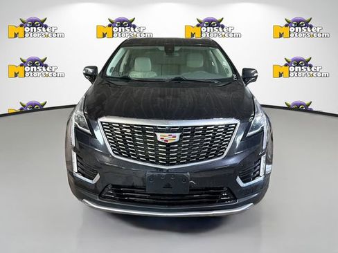 Used 2022 Cadillac XT5 Premium Luxury image 2