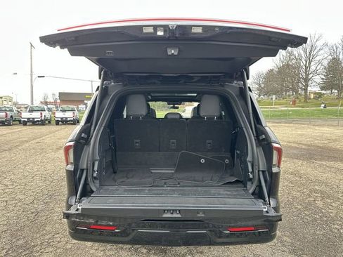 Used 2025 Lincoln Navigator Reserve w/ Jet Appearance Package image 23