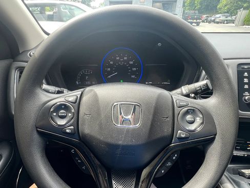 Used 2022 Honda HR-V EX image 18