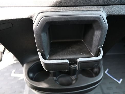 Used 2025 RAM ProMaster 2500 w/ Convenience Group image 21