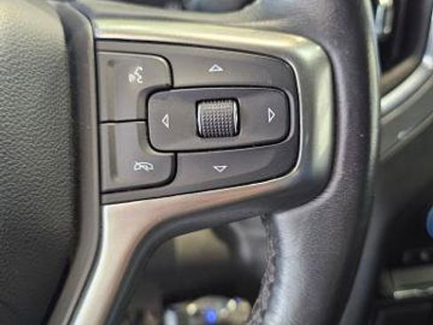 Used 2022 Chevrolet Silverado 1500 LT AWD/4WD image 15