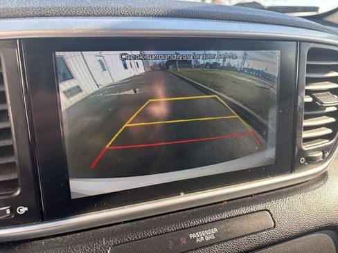 Used 2021 Kia Sportage LX image 22