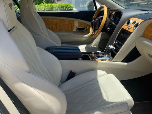 Used 2014 Bentley Continental Mulliner image 23