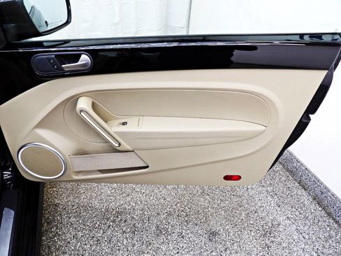 Used 2016 Volkswagen Beetle 1.8T SE image 10