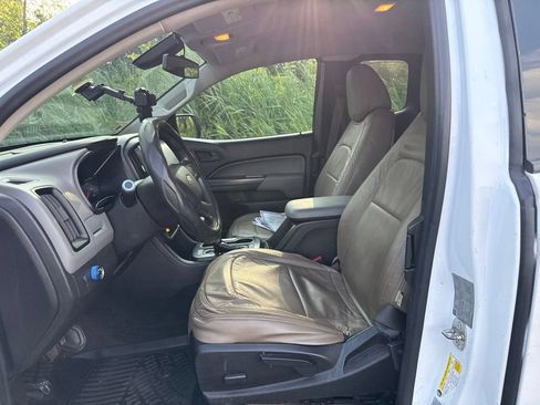 Used 2016 Chevrolet Colorado W/T RWD image 7