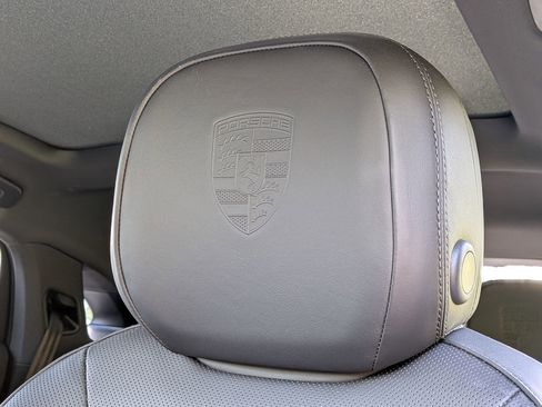 Used 2026 Porsche Cayenne S AWD/4WD image 6