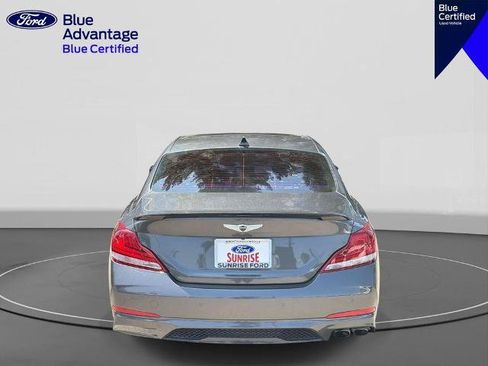 Used 2021 Genesis G70 2.0T w/ Elite Package RWD image 6